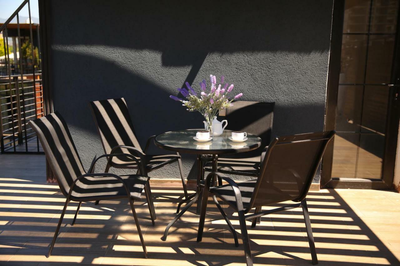 Citron Cottages Batumi Ngoại thất bức ảnh