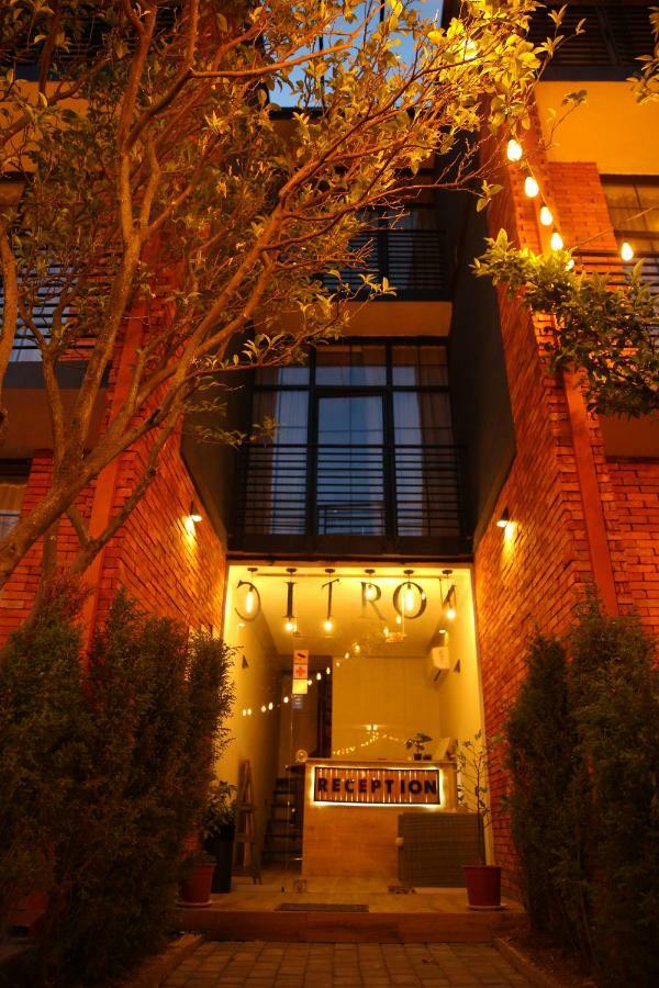 Citron Cottages Batumi Ngoại thất bức ảnh