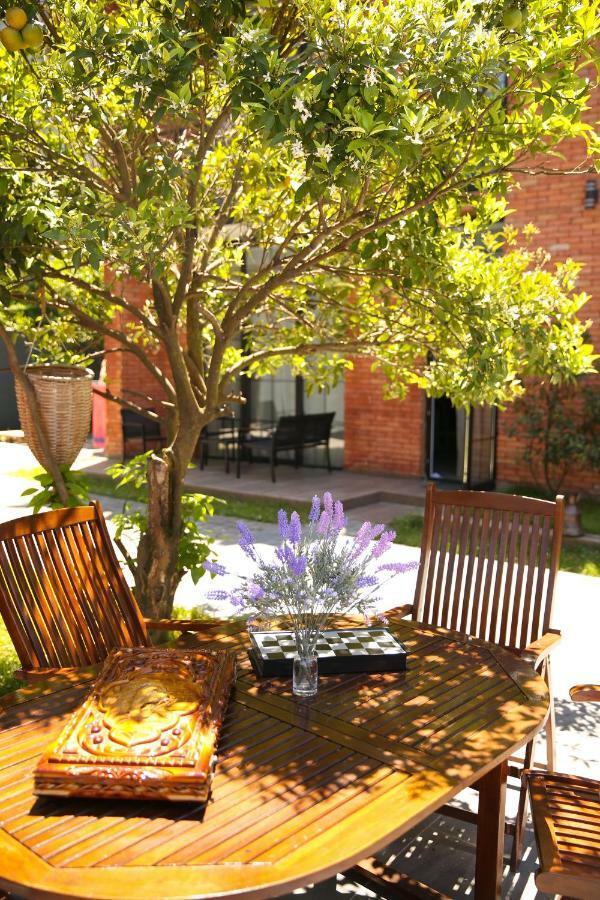 Citron Cottages Batumi Ngoại thất bức ảnh